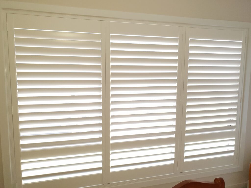 Plantation Shutter Repairs & Repainting Service In Sydney